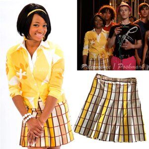Marc by Marc Jacobs Pleated Skirt ASO Taylor in High School Musical 3